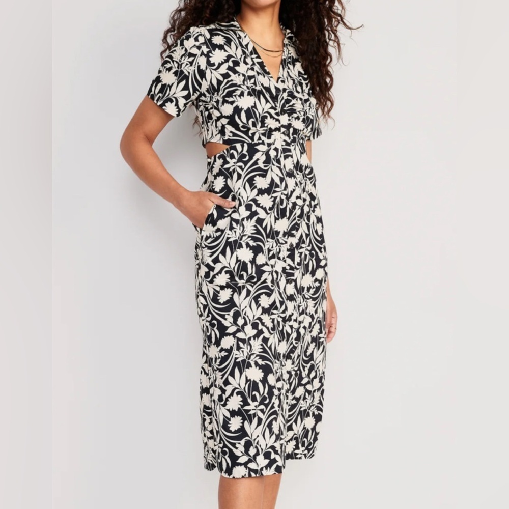 Old Navy Black and White Floral Midi Dress